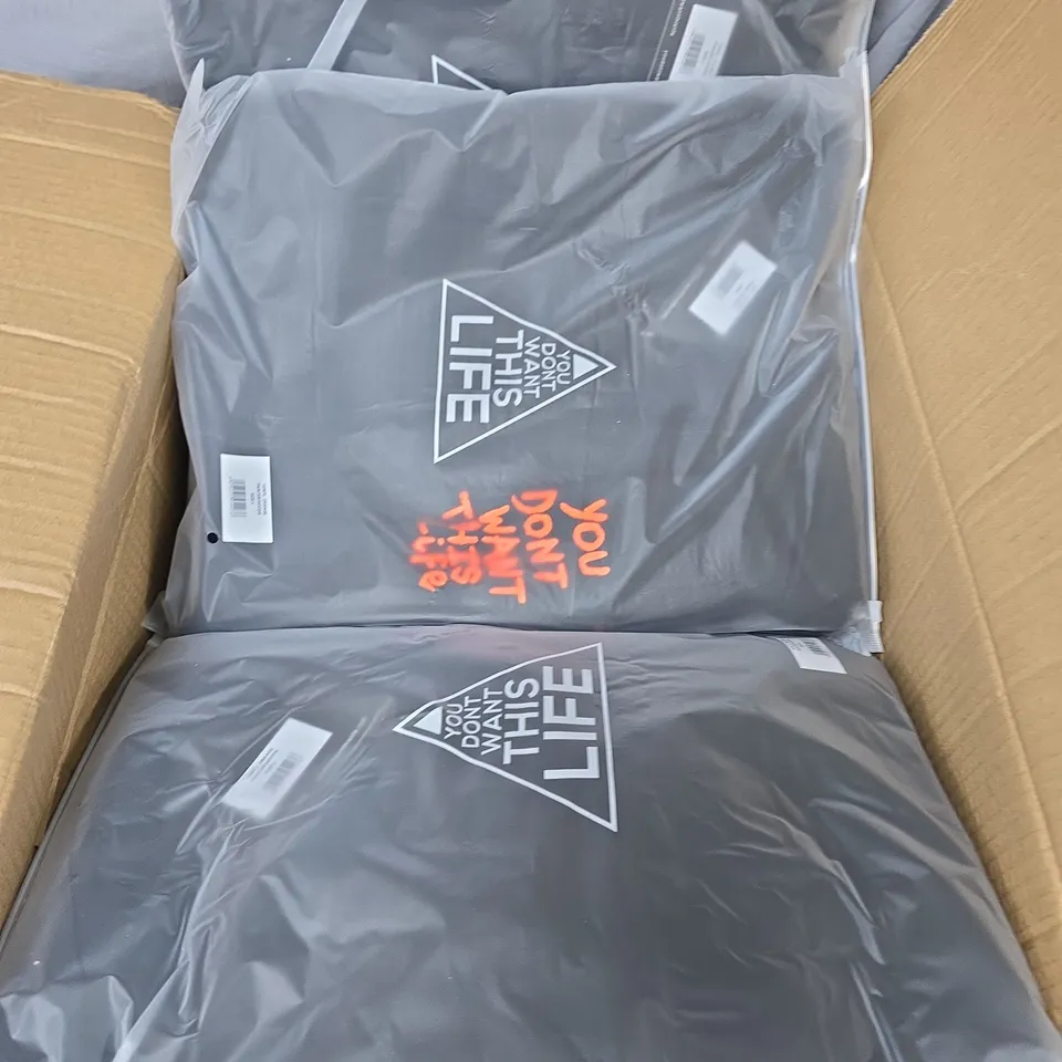 APPROXIMATELY 20 YOU DONT WANT THIS LIFE BRANDED HOODIES IN BLACK - L