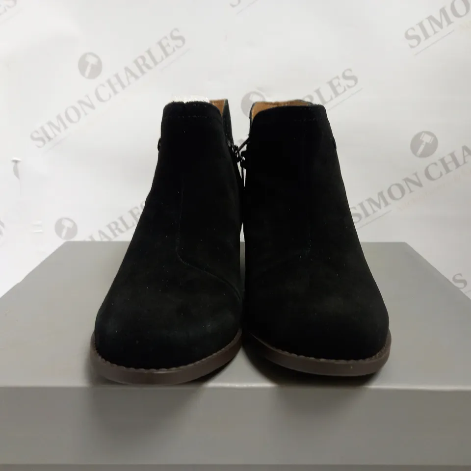 VIONIC ORTHOTIC FELICITY ANKLE BOOTS NAVY UK SIZE 3