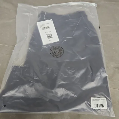 APPROXIMATELY 23 ASSORTED BAGGED MENS GET YOUR COLD ON SHORTS IN NAVY - MEDIUM