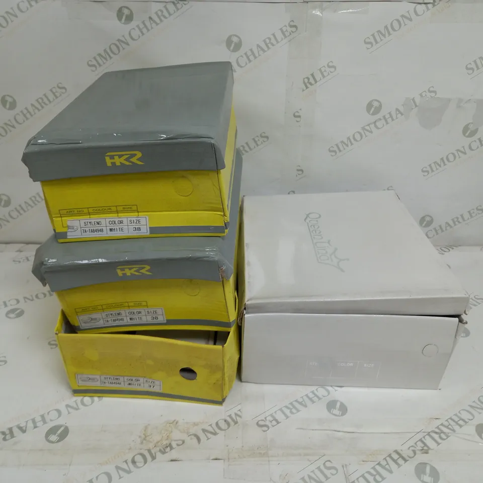 APPROXIMATELY 4 BOXED PAIRS OF SHOES TO INCLUDE QUEEN TINA BOOTS SIZE 41, WHITE TRAINERS SIZE 37  