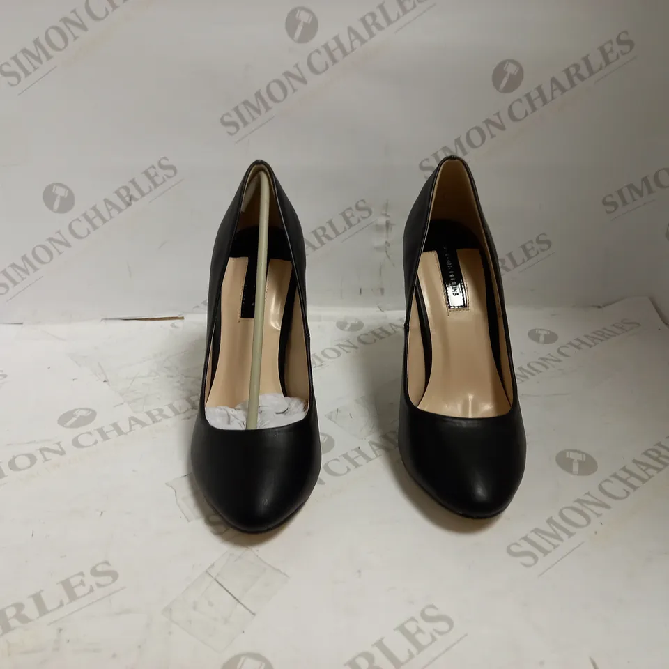 DOROTHY PERKINS SIZE 5 HIGH SHOES BLACK ENVY 