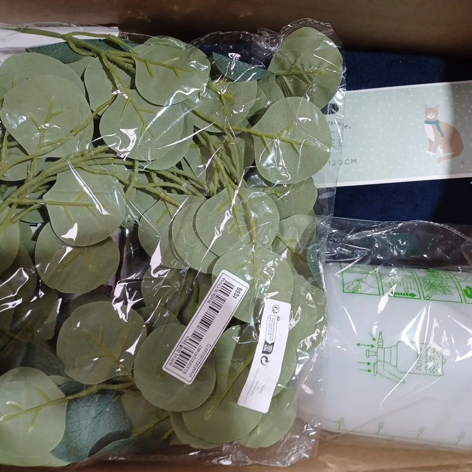 BOX OF APPROXIMATELY 10 ASSORTED HOUSEHOLD ITEMS TO INCLUDE ROPE PULL & TUG TOY, SIRDAR SNUGGLY KNITTING YARN, ETC