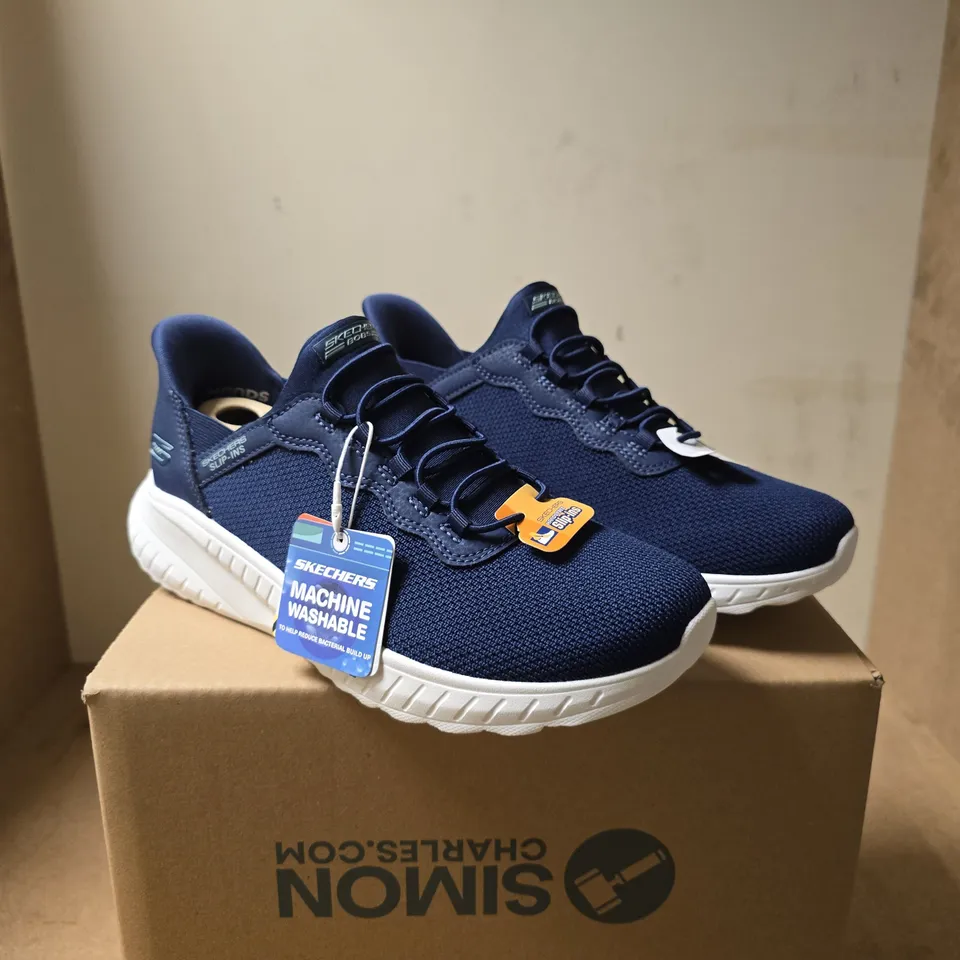 SKECHERS BOBS BLUE SLIP INS UK 6 BOXED