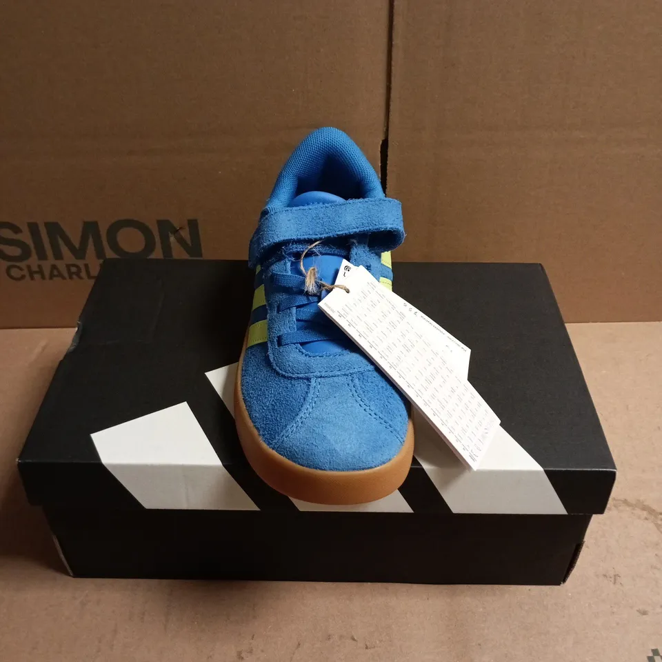 BOXED PAIR OF ADIDAS VL COURT 3.0 CHILDREN'S TRAINERS - 13.5