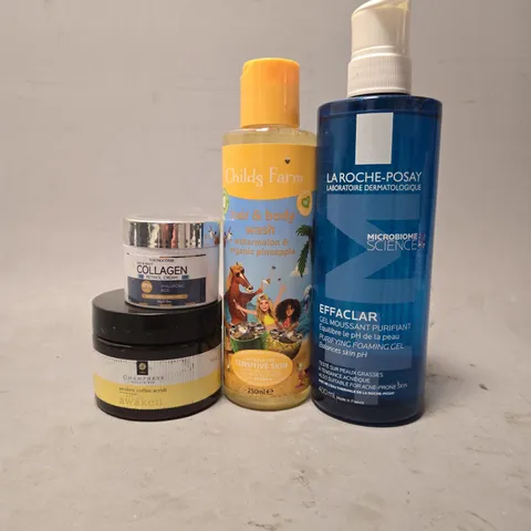 APPROXIMATELY 15 ASSORTED HEALTH & BEAUTY ITEMS TO INCLUDE - LA ROCHE EFFACLAR , CHILDS FARM HAIR & BODY WASH ETC