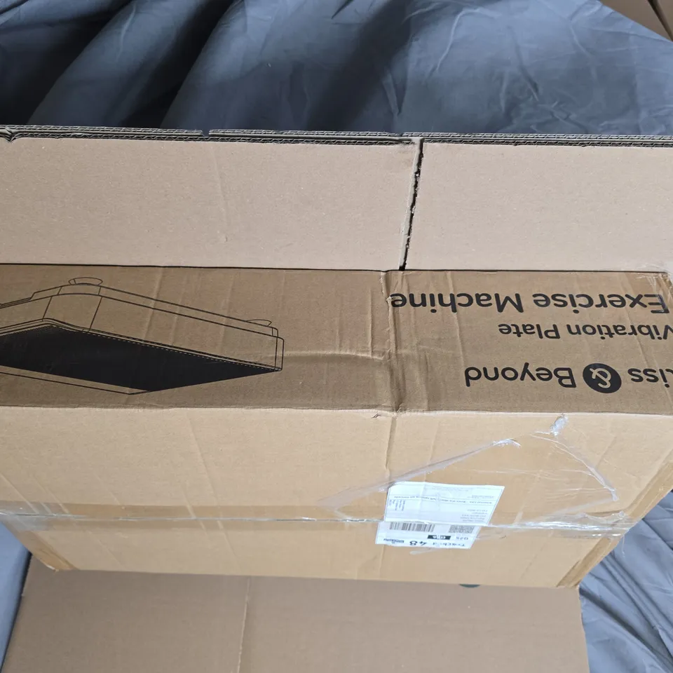 BLISS & BEYOND VIBRATION PLATE – EXERCISE PLATFORM, BOXED