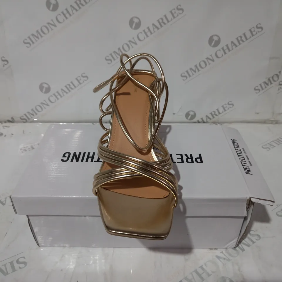 PLT GOLD WIDE FIT MULTI CRISS CROSS STRAP BLOCK GOLD HEEL 7