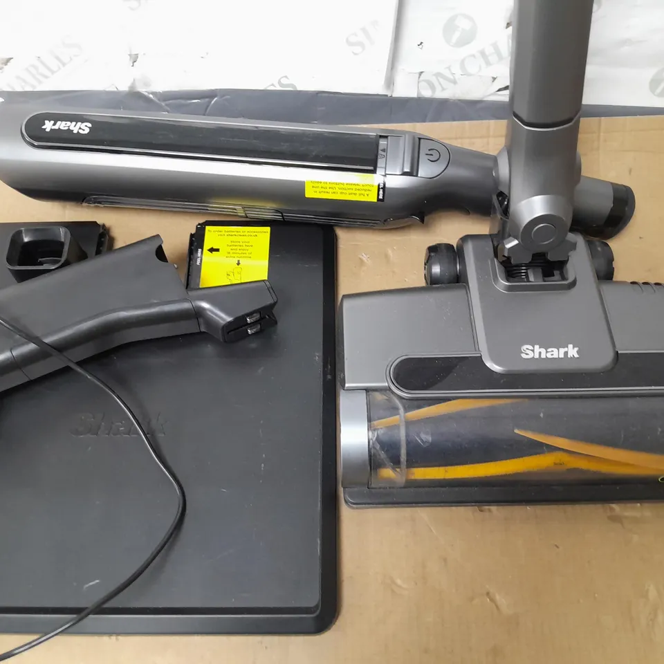 SHARK WANDVAC 2-IN-1 LIGHTWEIGHT CORDLESS HANDHELD VACUUM CLEANER