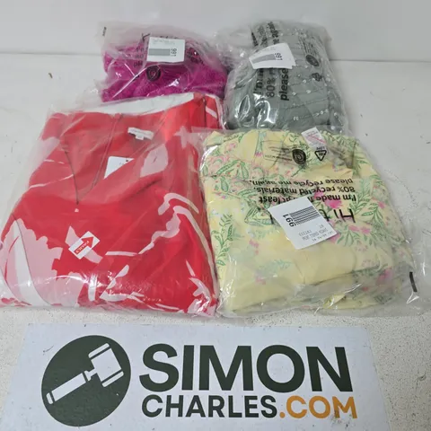 APPROXIMATELY 22 ASSORTED CLOTHING ITEMS IN VARIOUS SIZES, STYLES & SIZES TO INCLUDE PRINT TIERED MIDAXI DRESS, RED PRINT MIDI DRESS, SAGE BEADED MAXI DRESS, ETC - COLLECTION ONLY 