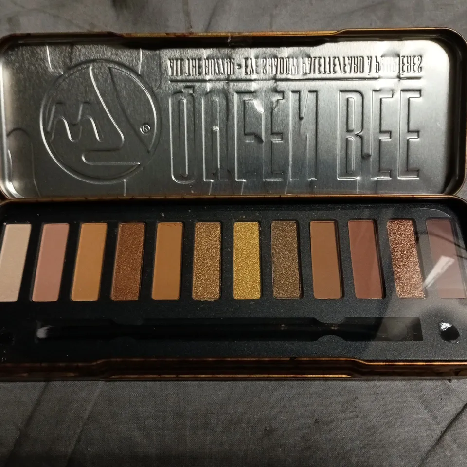 QUEEN BEE EYE SHADOW PALLETTE