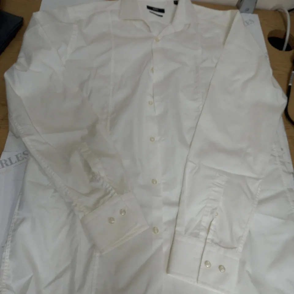 HUGO BOSS SLIM FIT LONG SLEEVE SHIRT SIZE UNSPECIFIED 