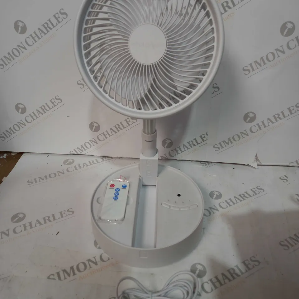 BELL & HOWELL OSCILLATING FOLDING RECHARGEABLE FAN, WHITE