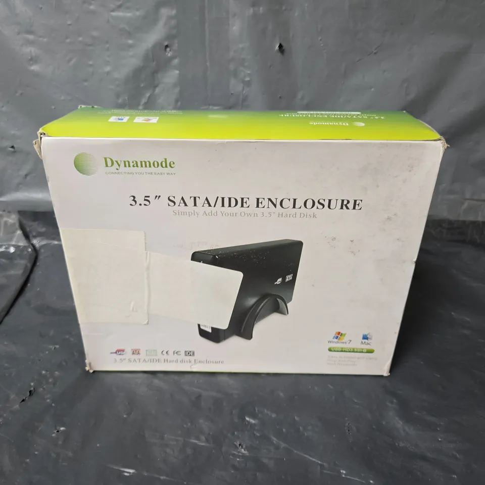APPROXIMATELY 18 BOXED 3.5" SATA/IDE ENCLOSURES