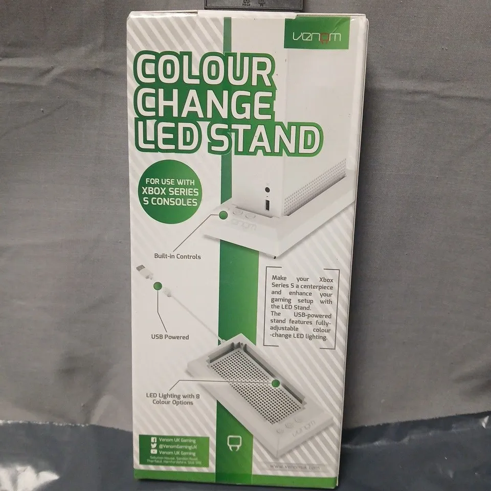 VENOM COLOUR CHANGE LED STAND FOR XBOX SERIES S – USB-POWERED, 8 COLOUR OPTIONS