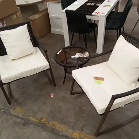 OUTDOOR GARDEN FURNITURE SET // 2 x ROCKING CHAIRS & 1 x SIDE TABLE