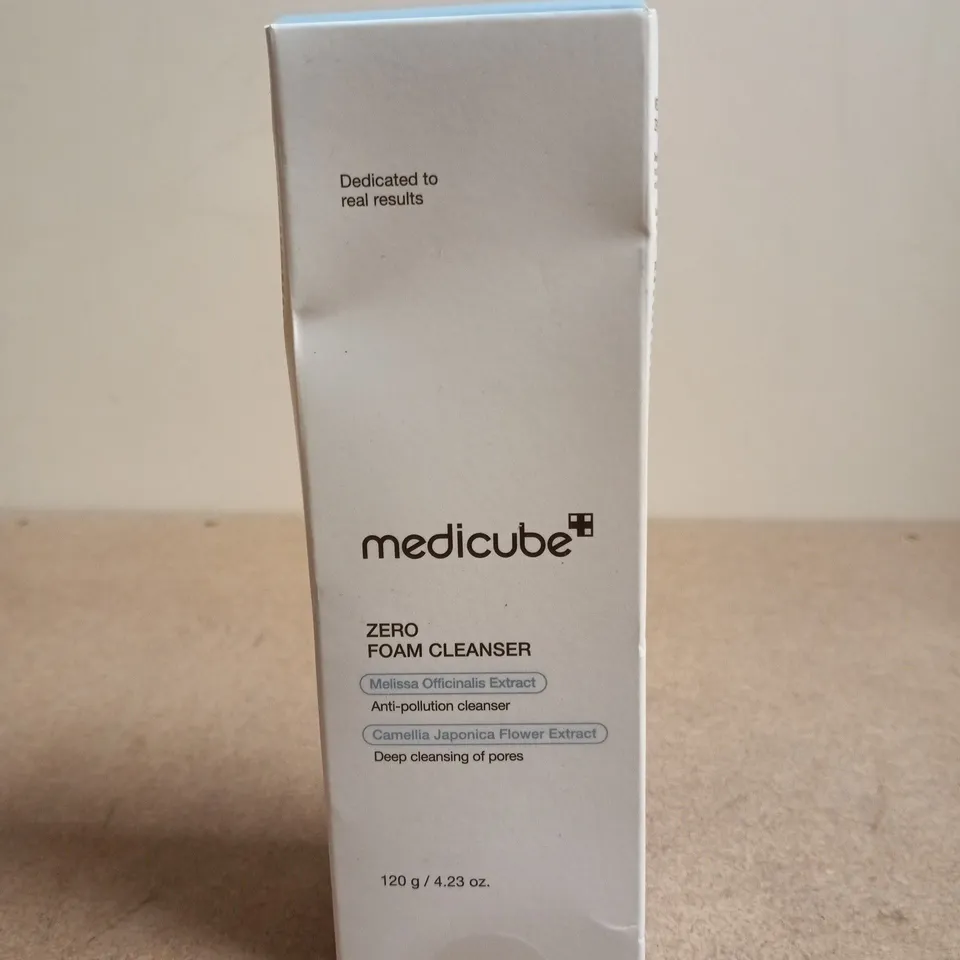 medicube zero foam cleanser (120g)