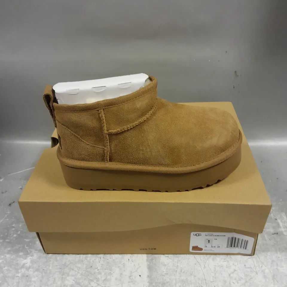 BOXED PAIR OF UGG KIDS CLASSIC ULTRA MINI PLATFORM IN CHESNUT SIZE UK 13