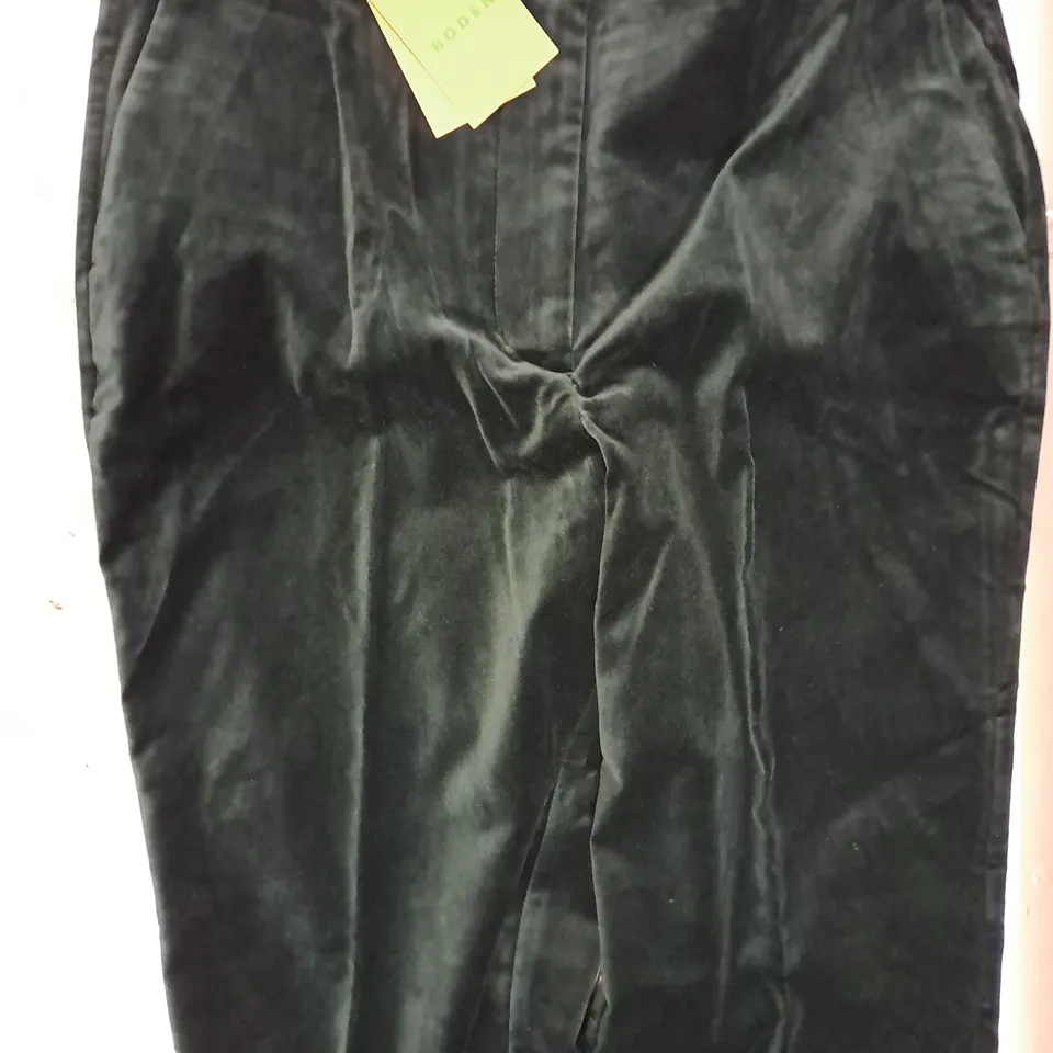 BODEN VELVET TROUSERS IN DARK GREEN SIZE 12R