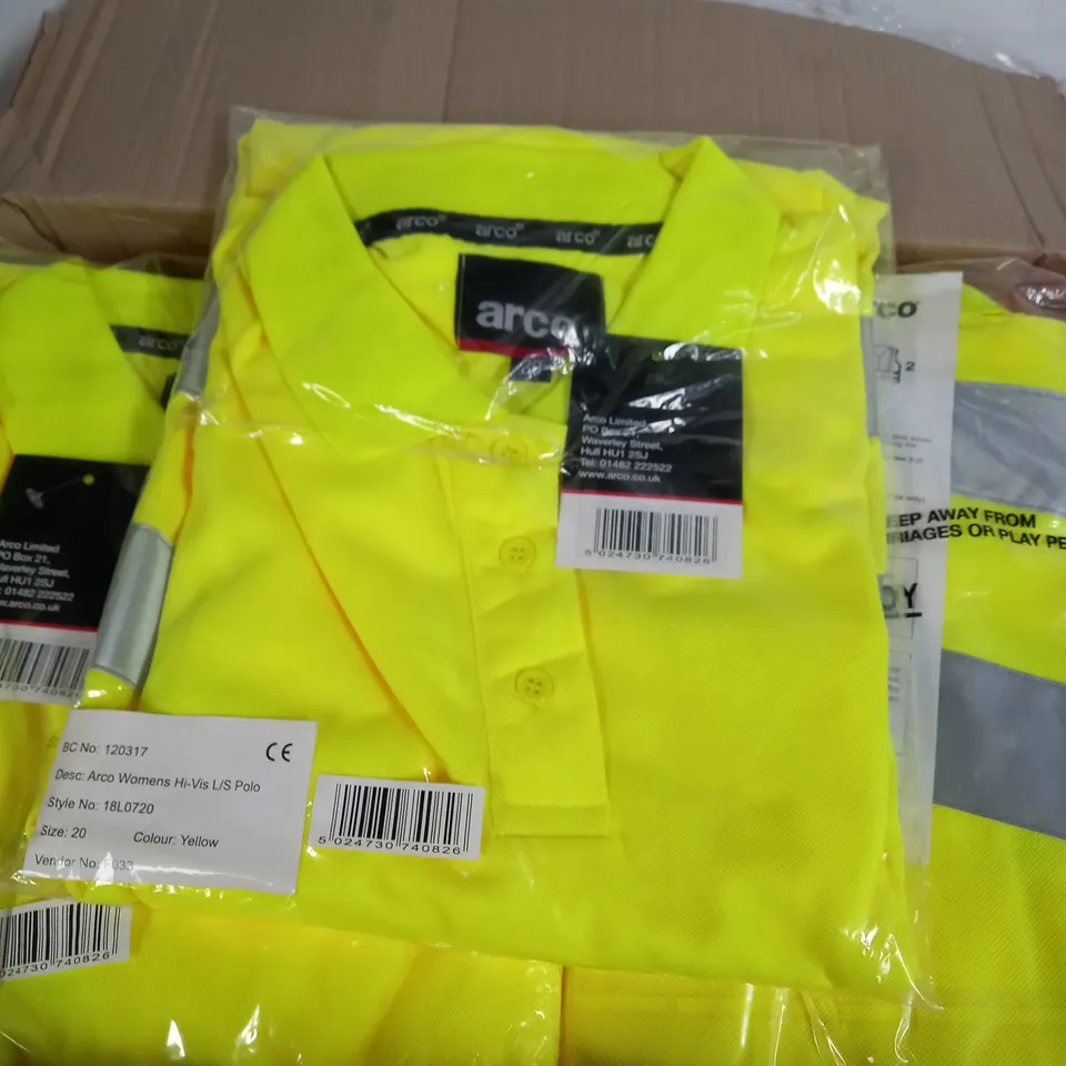 HI-VIS SAFETY WORKWEAR APPROX. 18 ITEMS 