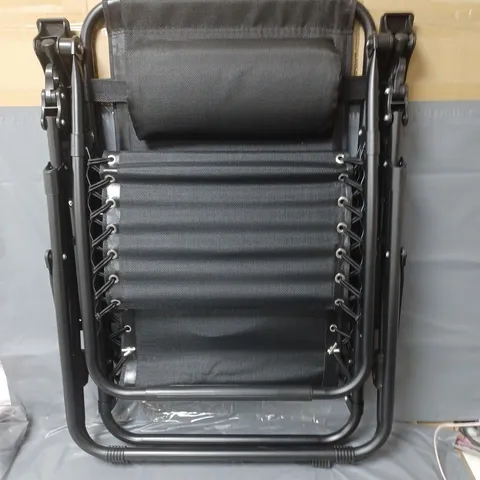 REQUISITE NEEDS GARDEN LOUNGER - BLACK