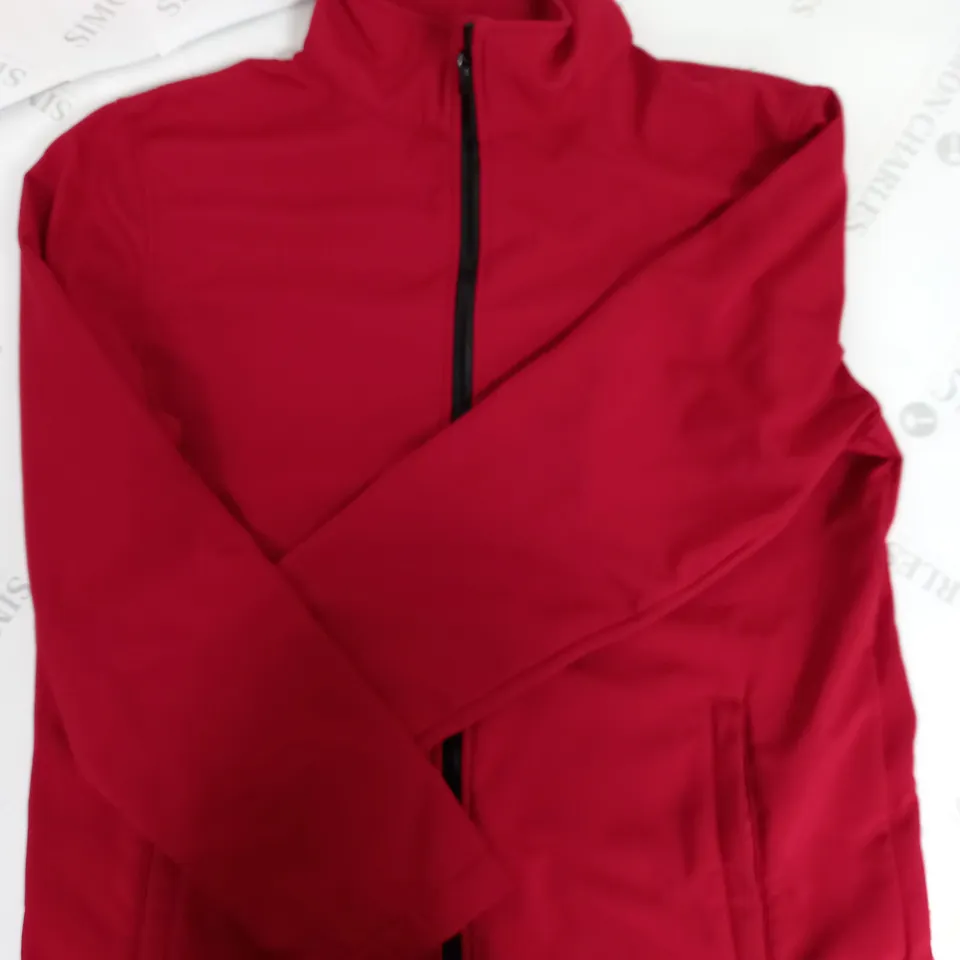 REGATTA PROFESSIONAL ABLAZE PRINTABLE SOFTSHELL JACKET IN CLASSIC RED - L