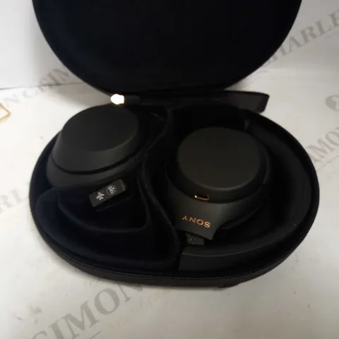 SONY WH-1000XM4 NOISE CANCELLING WIRELESS HEADPHONES
