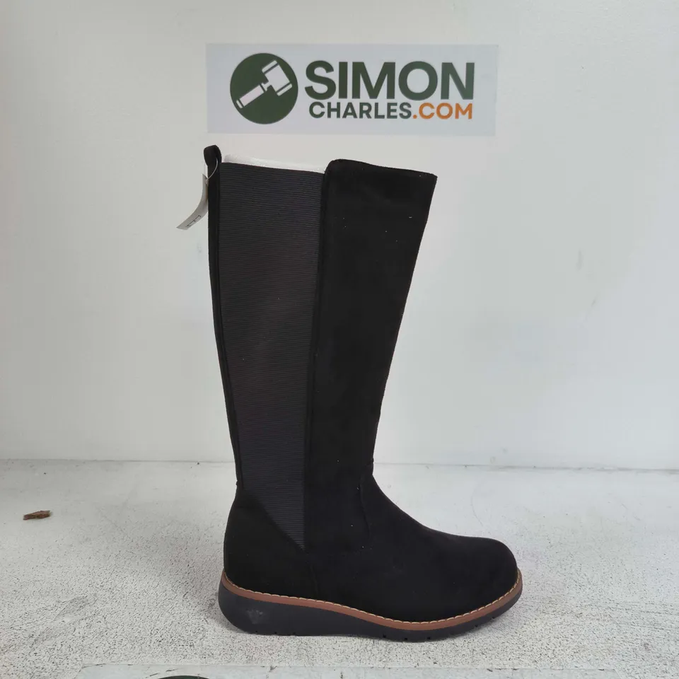 LISA BLACK MICROFIBRE KNEE-HIGH BOOT – SHOES BY EMMA, UK5