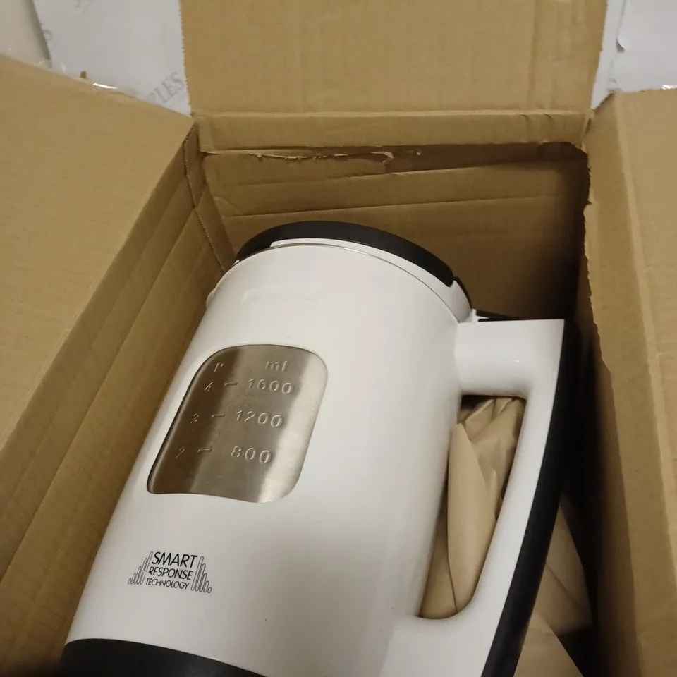 MORPHY RICHARDS TOTAL CONTROL SOUP MAKER