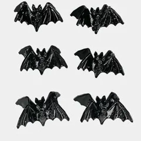 APPROXIMATELY 250 KILLSTAR WING IT HAIR CLAWS