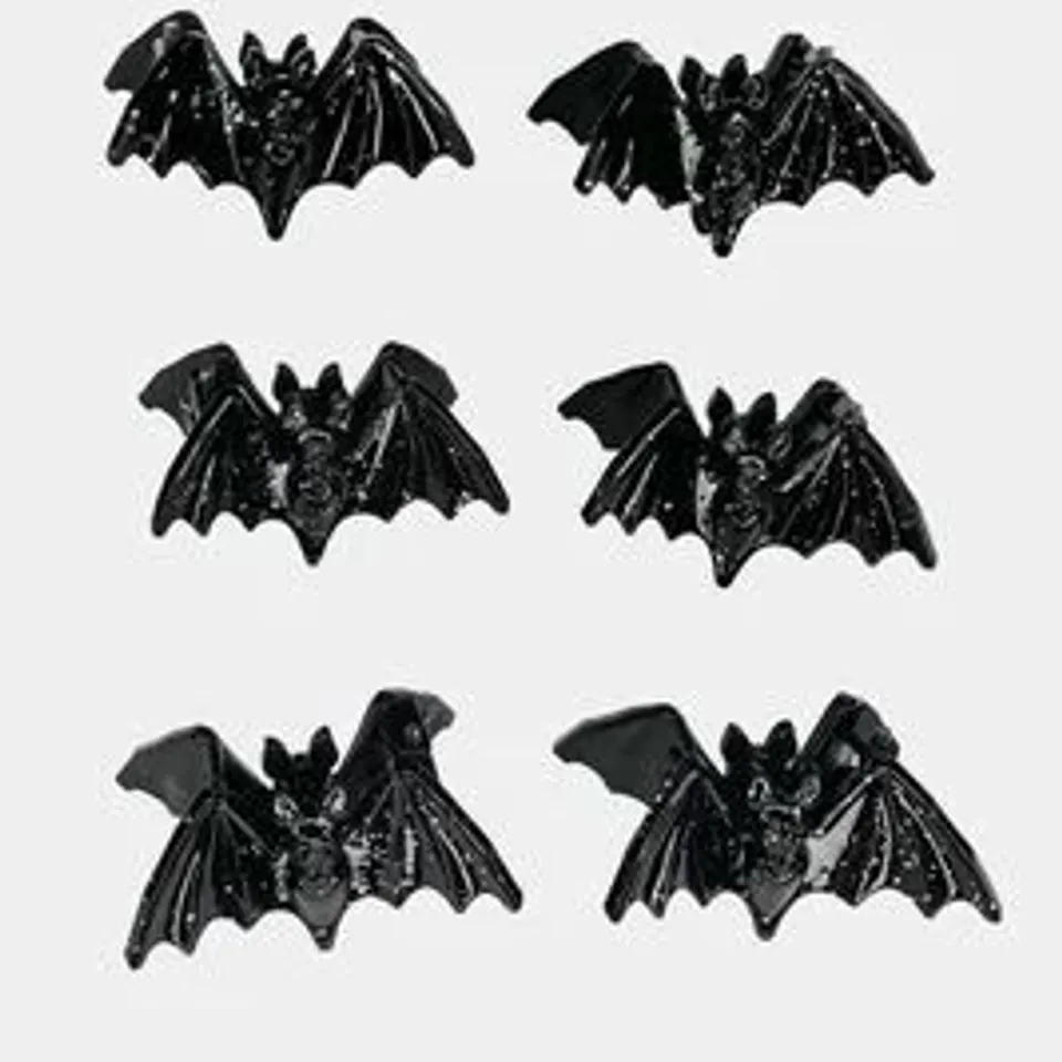APPROXIMATELY 250 KILLSTAR WING IT HAIR CLAWS 