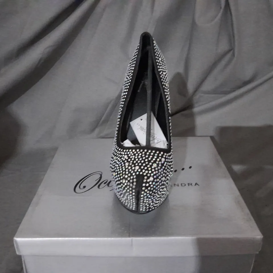 APPROXIMATELY 10 BOXED PAIRS OF COLOURED GEM PLATFORM HIGH HEELS