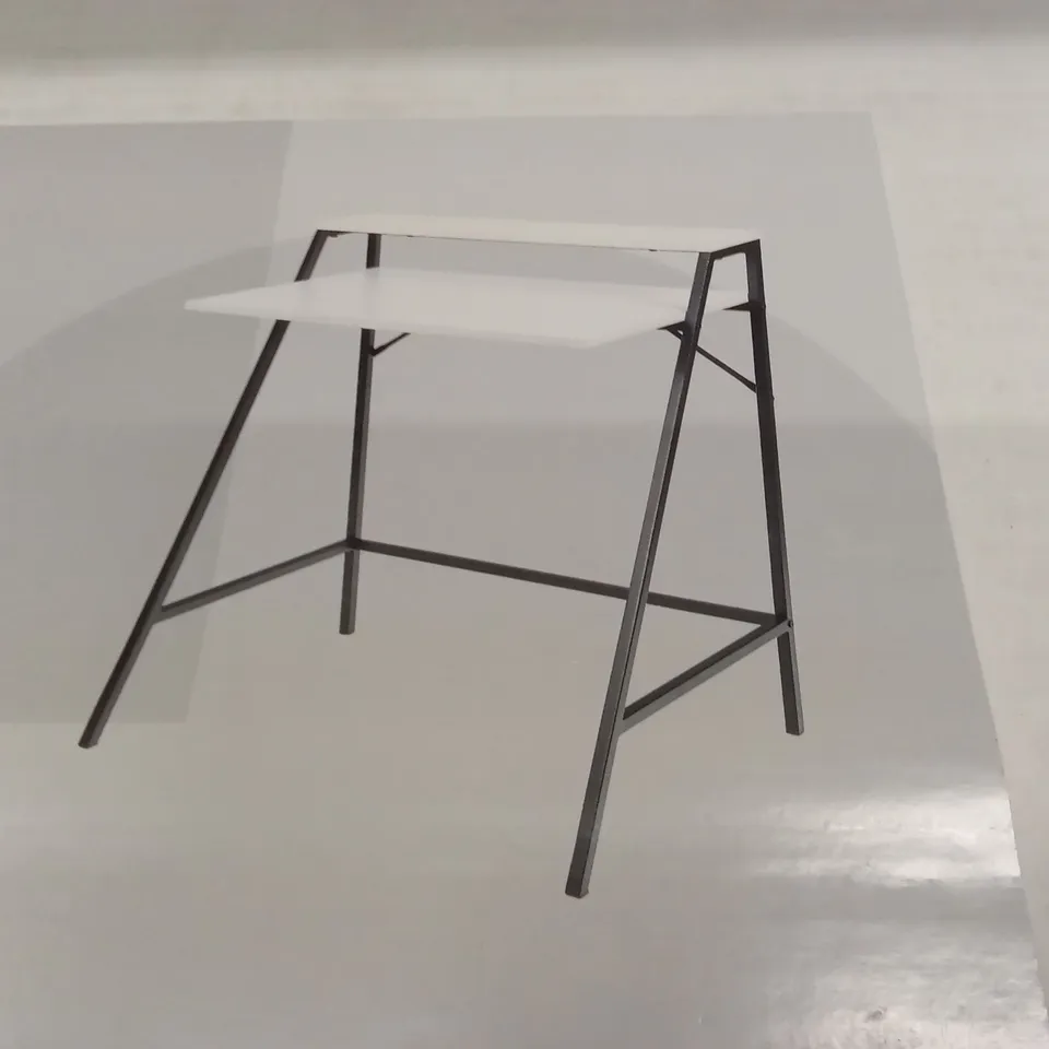 BOXED MANERA DESK - WHITE (1 BOX)