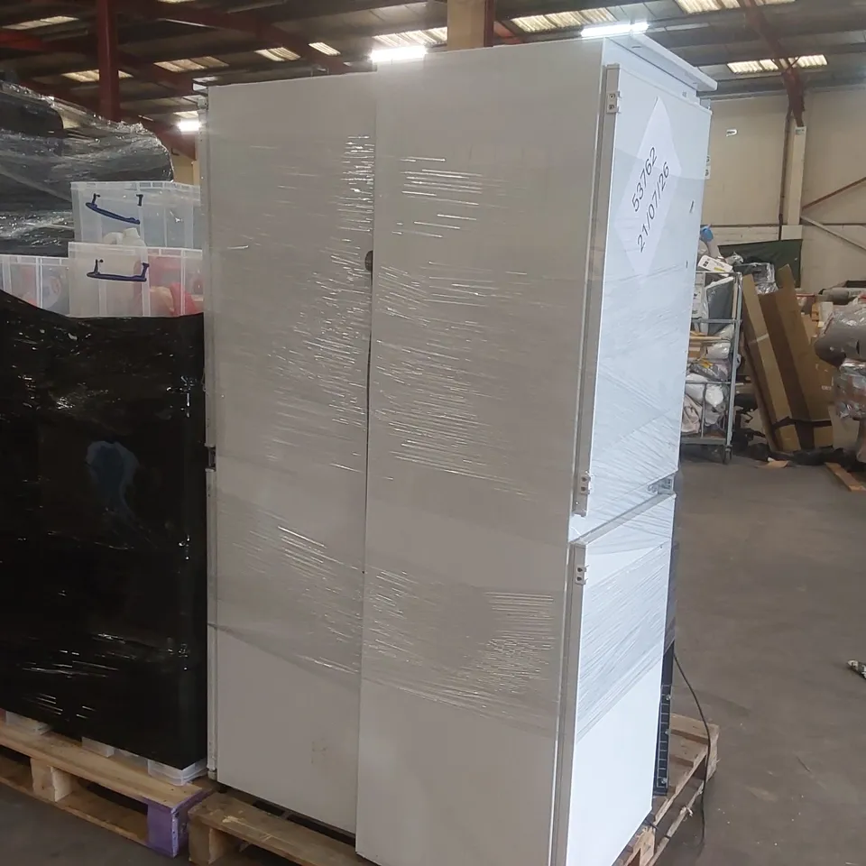 PALLET CONTAINING 3x ASSORTED FRIDGE FREEZERS, 1x WINE COOLER
