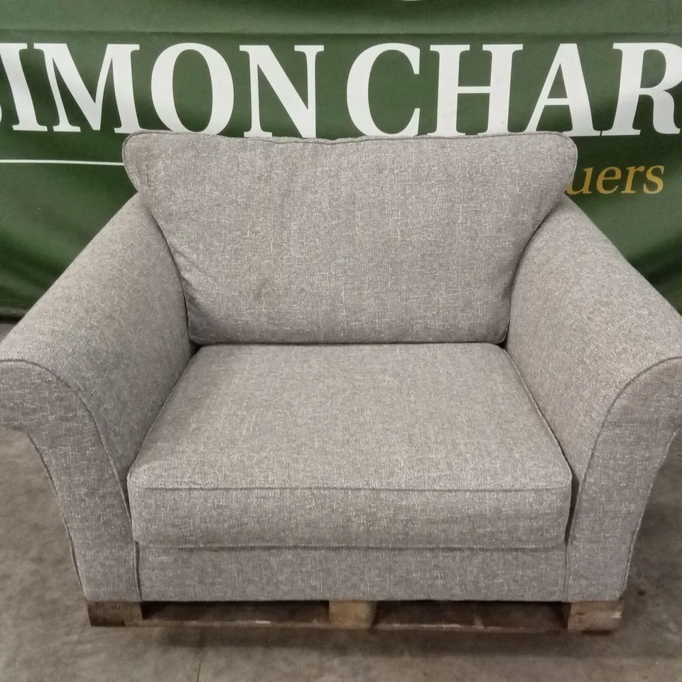 WILLOW TWEED SNUGGLE CHAIR RRP £899