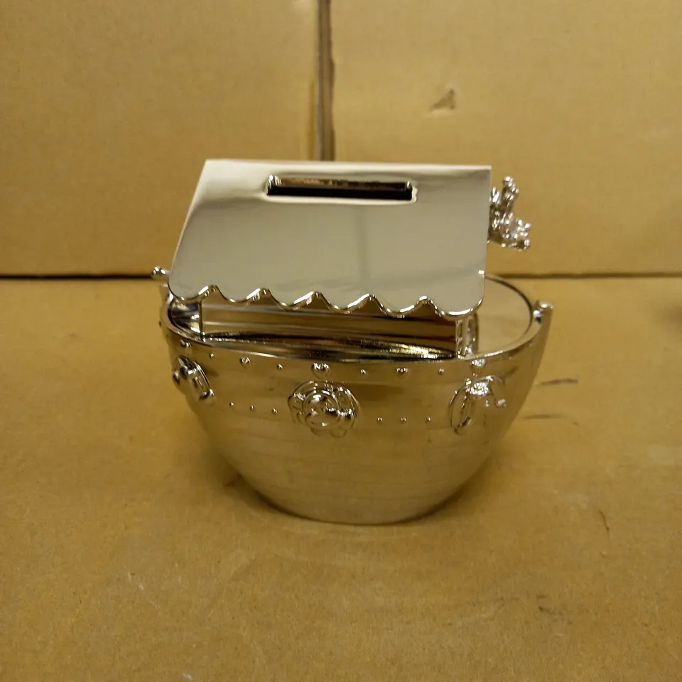 PERSONALISED SILVER NOAHS ARK MONEY BOX RRP £45