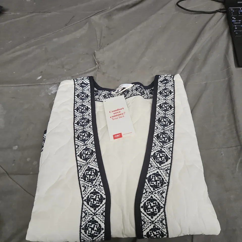 COTTON TRADERS EMB QUILTED JACKET CREAM – UK 14