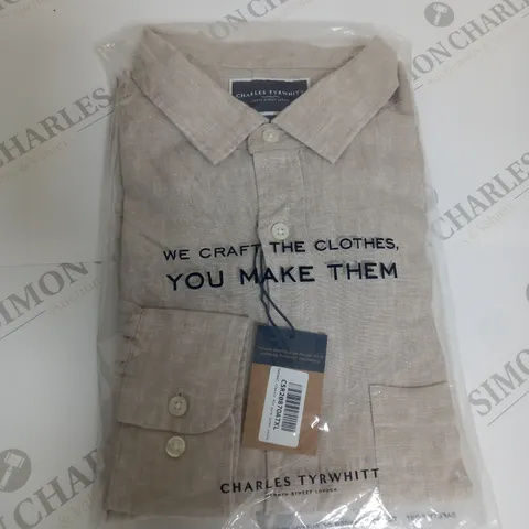 BAGGED CHARLES TYRWHITT CLASSIC FIT SIZE XL