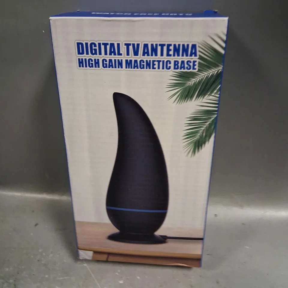 BOXED DIGITAL TV ANTENNA HIGH GAIN MAGNETIC BASE