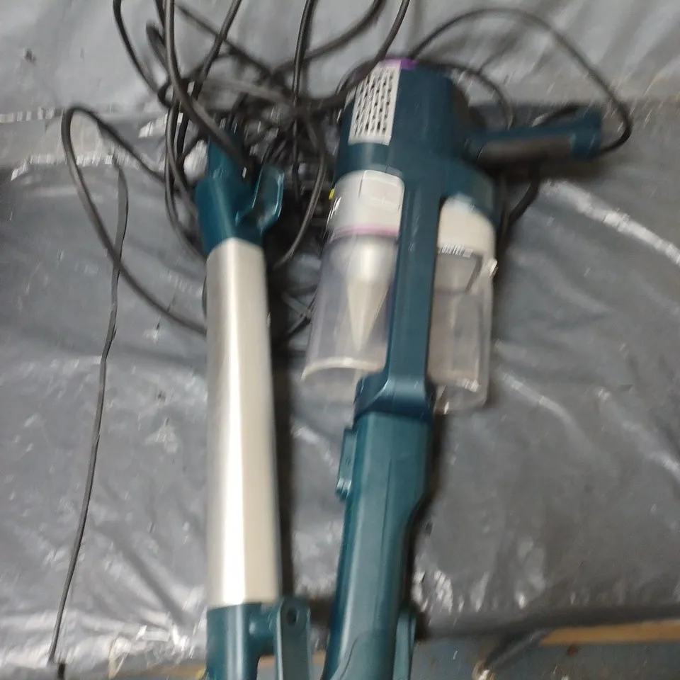 SHARK POWER DETECT CORDED STICK VACUUM CLEANER 