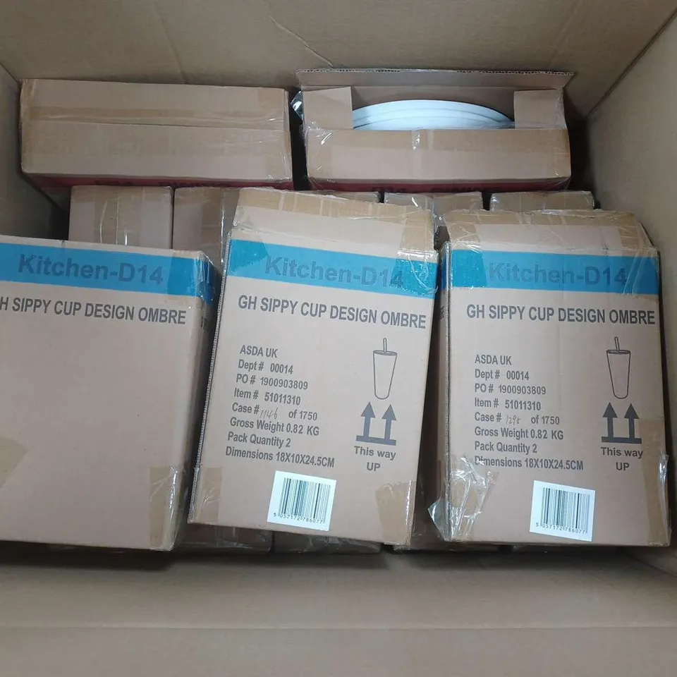 APPROXIMATELY 10 ASSORTED ITEMS TO INCLUDE DISH DRYING RACKS, SMOOTHIE CUPS, WHITE PLATES, ETC - COLLECTION ONLY