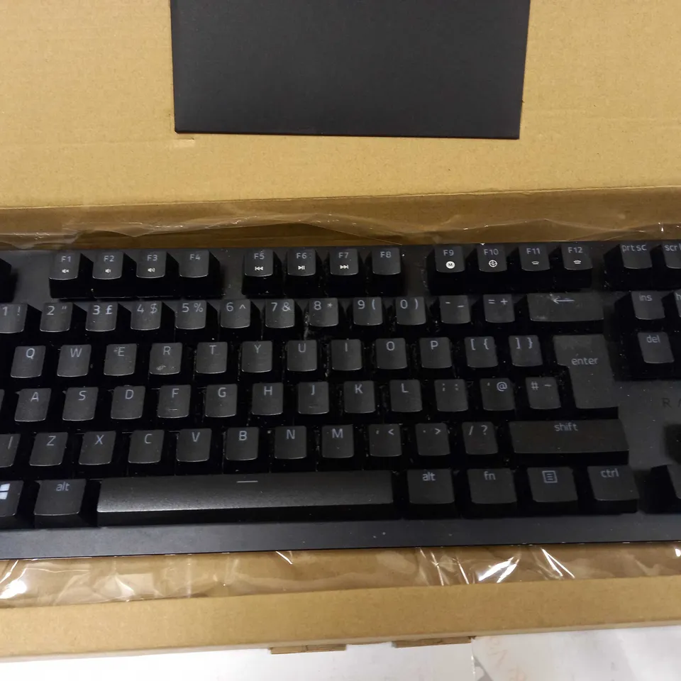 RAZER HUNTSMAN TKL MECHANICAL GAMING KEYBOARD