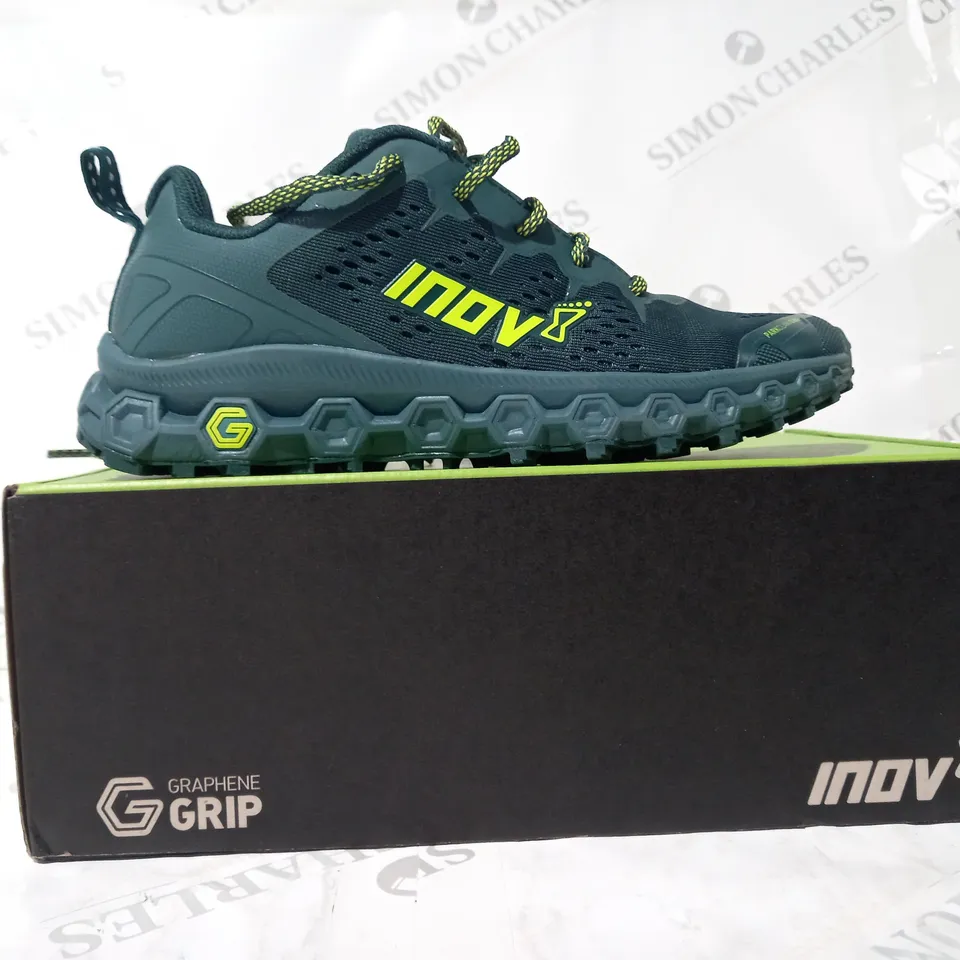 BOXED PAIR OF INOV PARKCLAW G 280 SHOES IN PINE/YELLOW UK SIZE 7