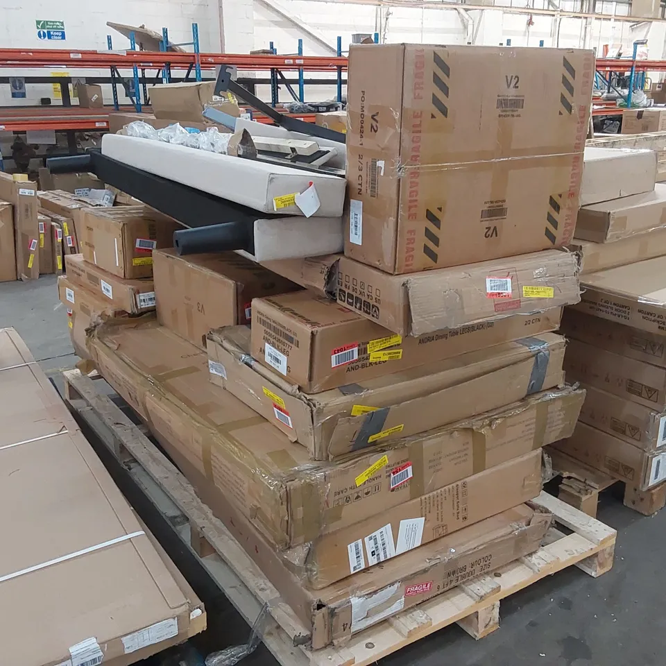 PALLET OF ASSORTED FURNITURE PARTS