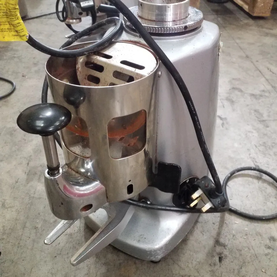 MAZZER LUIGI COMMERCIAL COFFEE GRINDER