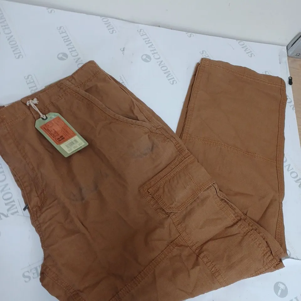 FATFACE CARGO PANTS SIZE 42/30