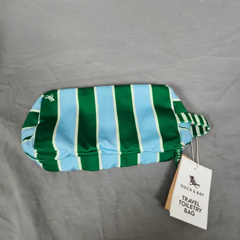 DOCK & BAY TRAVEL TOILETRY BAG 