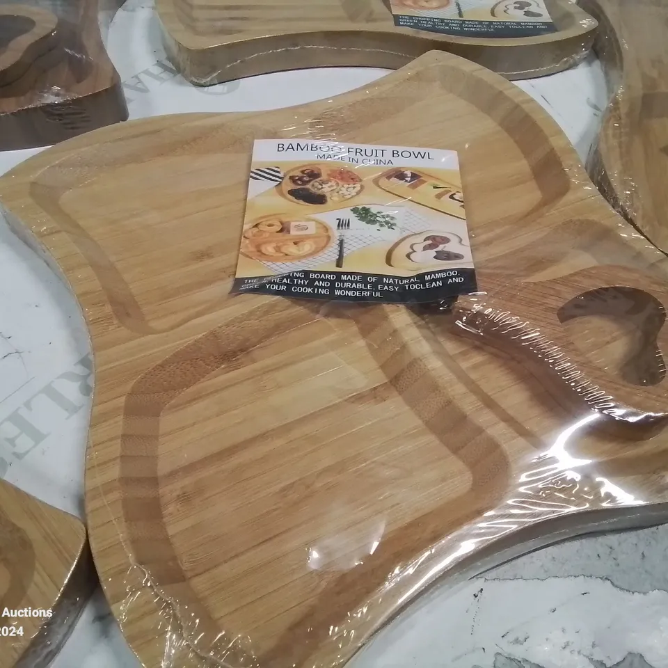 BOX OF APPROXIMATELY 30 SEALED BAMBOO FRUIT BOWLS/PLATTERS