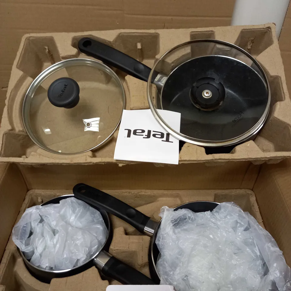 TEFAL ESSENTIAL COOKWARE SET