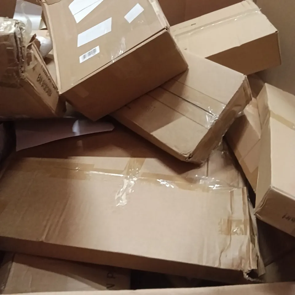 PALLET OF ASSORTED ITEMS INCLUDING - LED CEILING LIGHT, LAWN LEVELING RAKE