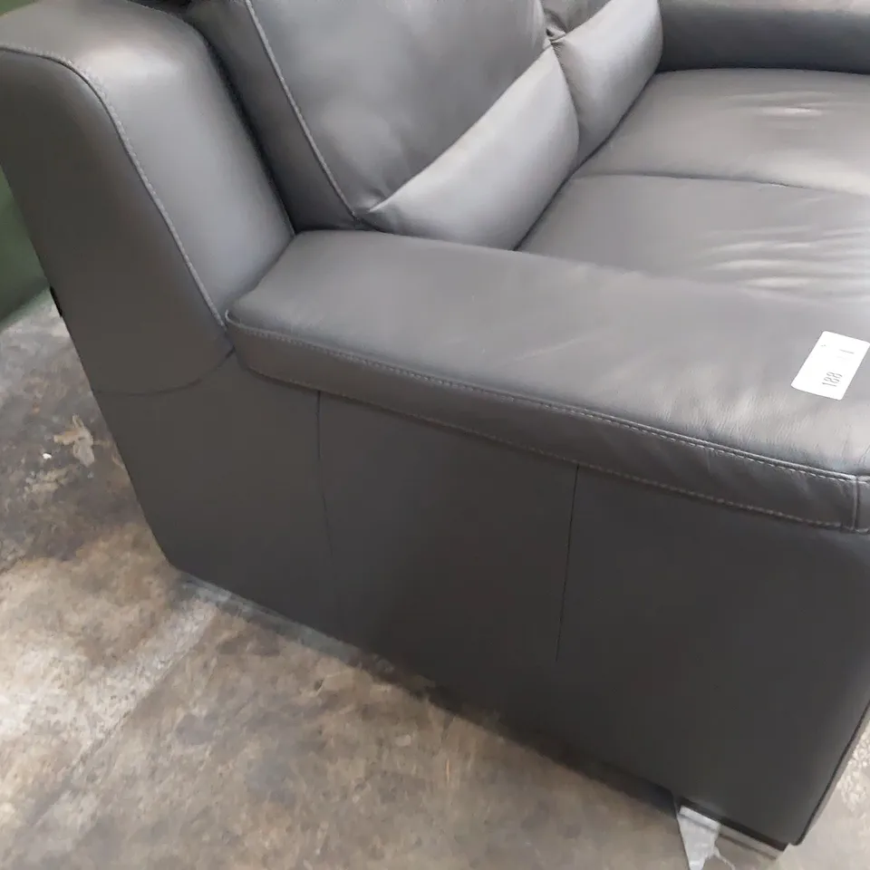 QUALITY ITALIAN DESIGNER POWER RECLINING TWO SEATER SOFA & FIXED SNUGGLER CHAIR CHARCOAL LEATHER 